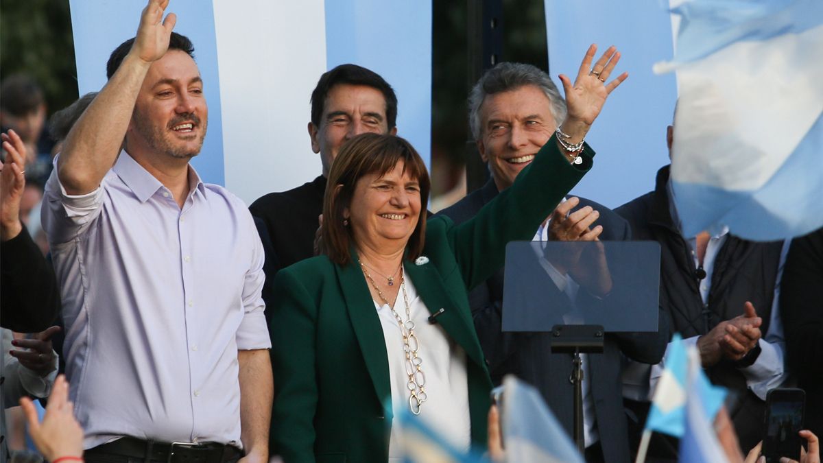 Bullrich de ganar la interna sin aparato político a intentar meterse