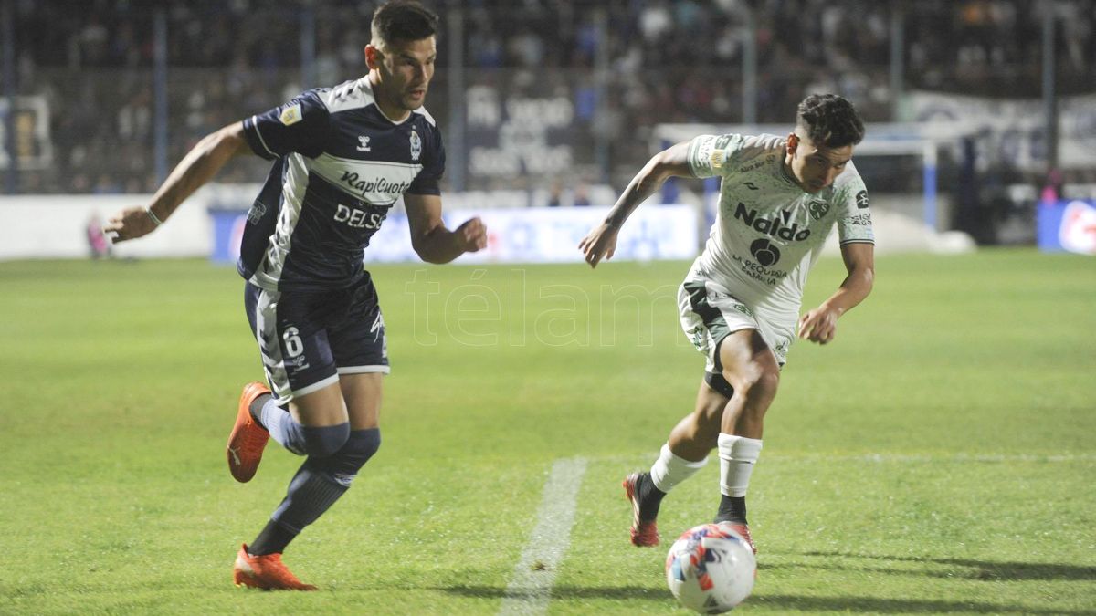 Gimnasia y Sarmiento igualan sin goles en un final polémico en el