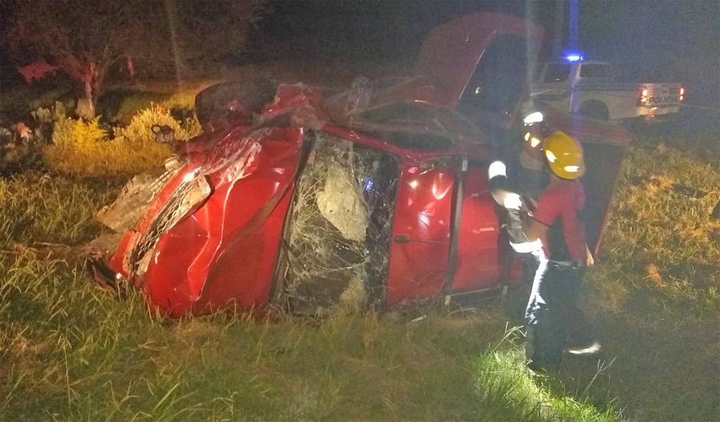 Tres muertos y tres heridos en un choque en ruta 8: se incineró un auto