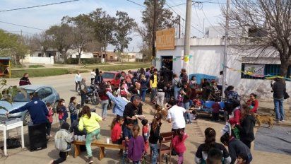 El Centro Comunitario “Pinceladas” celebró sus 6 años con olla popular