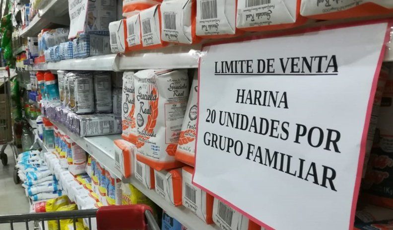 Los súper ponen límites a la compra de algunos productos.