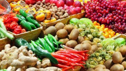 Los consumidores pagaron los agroalimentos casi cuatro veces más de lo que cobraron los productores