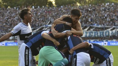 Gimnasia lo dio vuelta y se quedó con el clásico platense después de 13 años