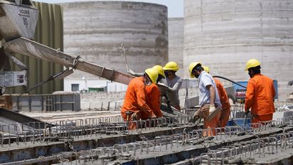 En marzo, la actividad económica cayó 8,4 por ciento
