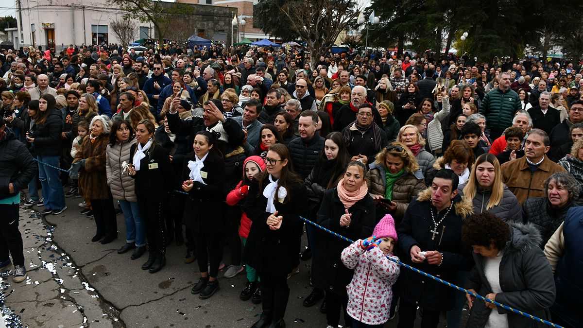 Masivo festejo de la Consolata.