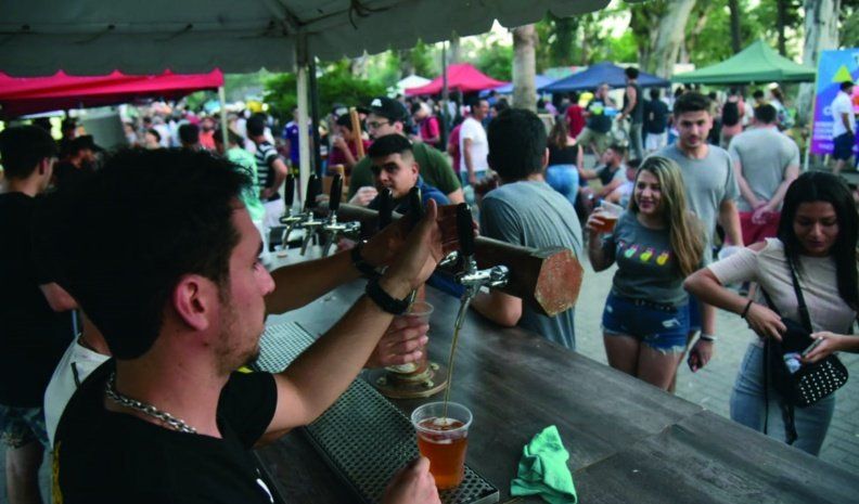 Hubo propuestas gastronómicas de todo tipo en la fiesta villanovense.