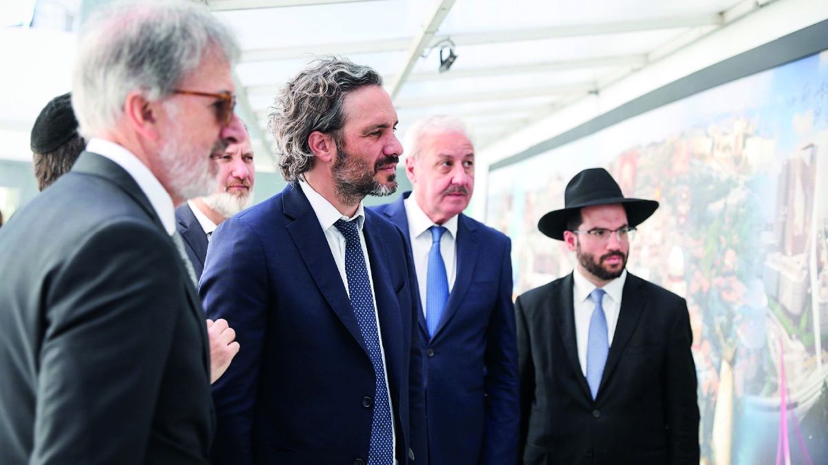 La AMIA y la DAIA se reunieron con Cafiero tras la repatriación de argentinos de Israel