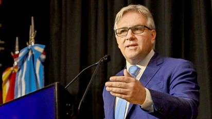 Tras el planteo de la mesa de enlace provincial, Llaryora vuelve a reclamar la eliminación de retenciones