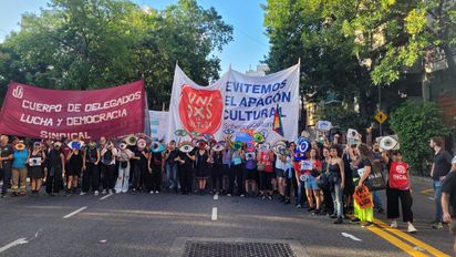 Realizan una protesta en las estaciones ferroviarias contra el aumento del pasaje
