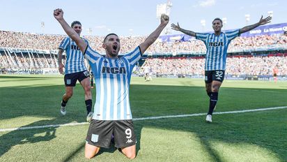 ¡Racing salió campeón de la Copa Sudamericana y cortó su sequía de 36 años!