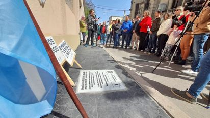 Conmovedor homenaje a Dillon, madre de Plaza de Mayo, a 10 años de su muerte