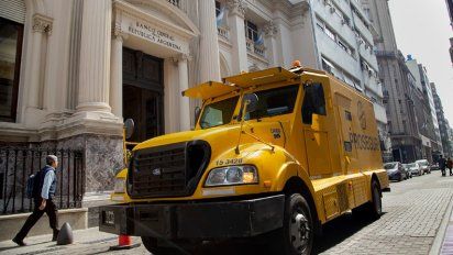 Los bancos deberán pedir autorización para girar sus utilidades al exterior
