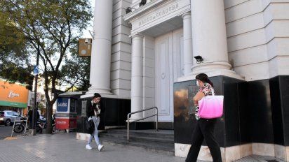 No habrá atención en los bancos mañana por reclamos salariales