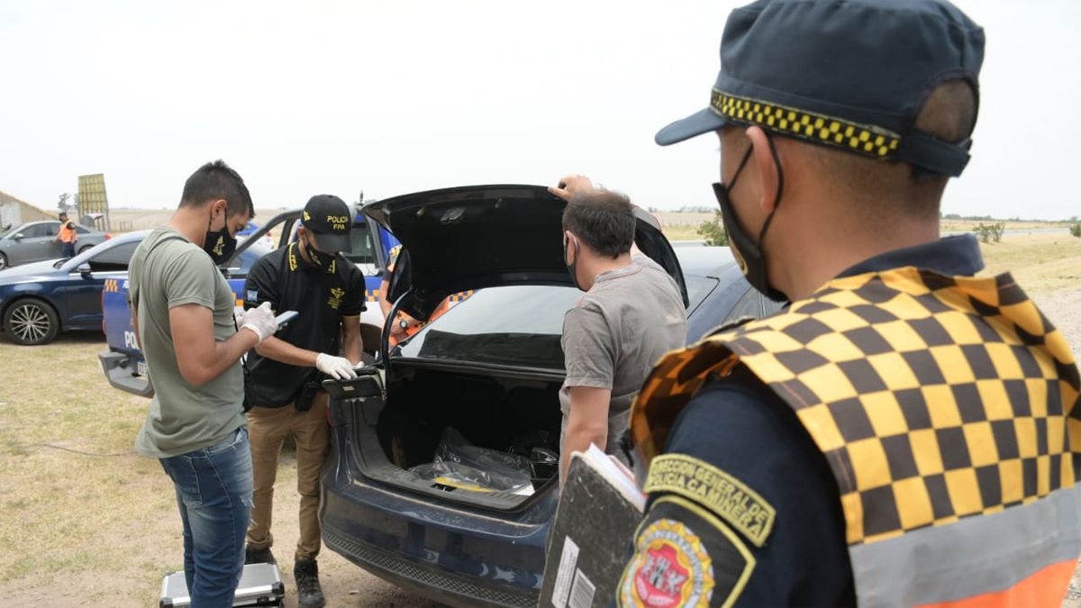 El operativo se desarrolló cerca de Laguna Larga.