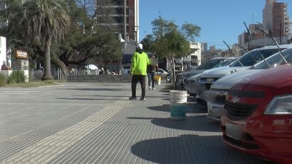 Un trapito fue detenido dos veces en menos de 24 horas en el sector  del Viejo Mercado