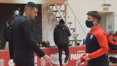 Ameghino comenzó su labor de postemporada con idéntico profesionalismo