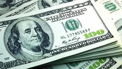 El dólar blue bajó 20 pesos tras el anuncio del crawling peg al 1% desde febrero
