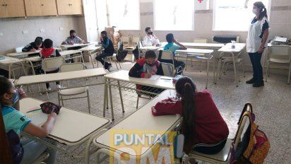 Por el programa 'Acompañar', los alumnos comenzaron el retorno a las aulas