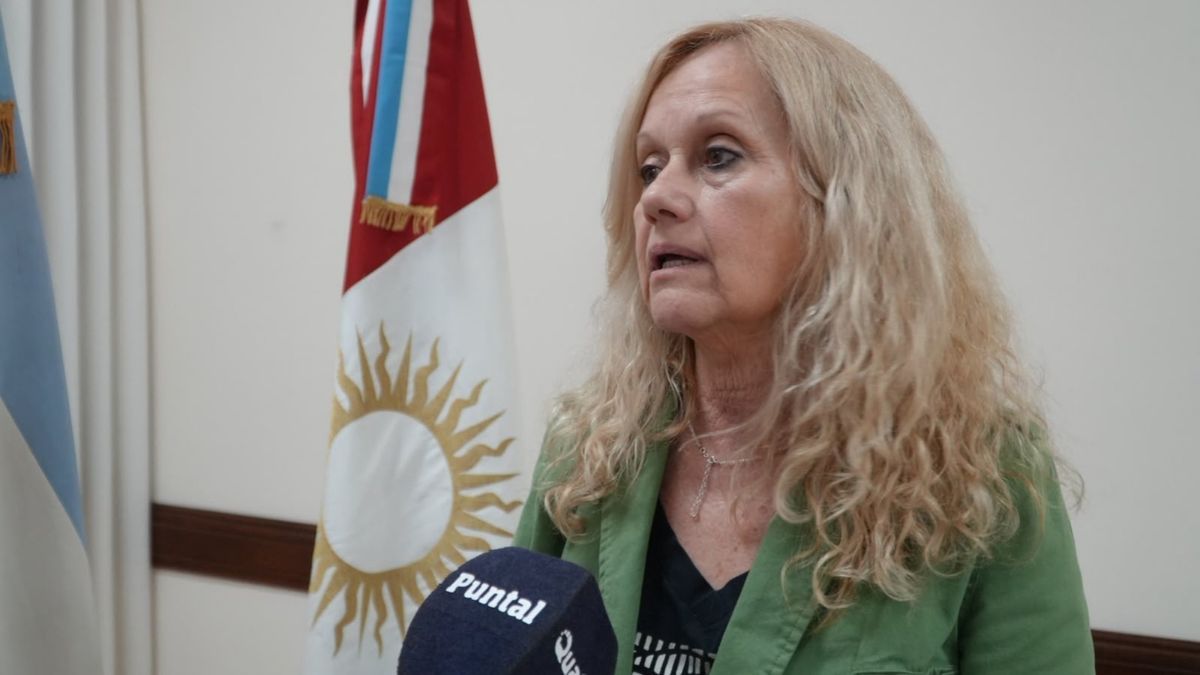 La rectora presentó un proyecto para usar aulas en conflictos; Aturc replicó