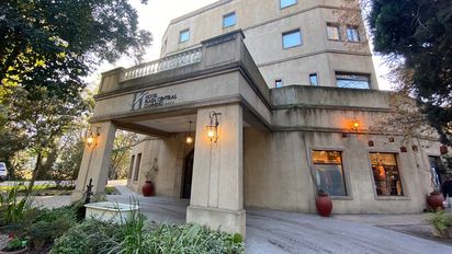 Allanan el hotel donde se hospedan los venezolanos e iraníes del avión retenido en Ezeiza