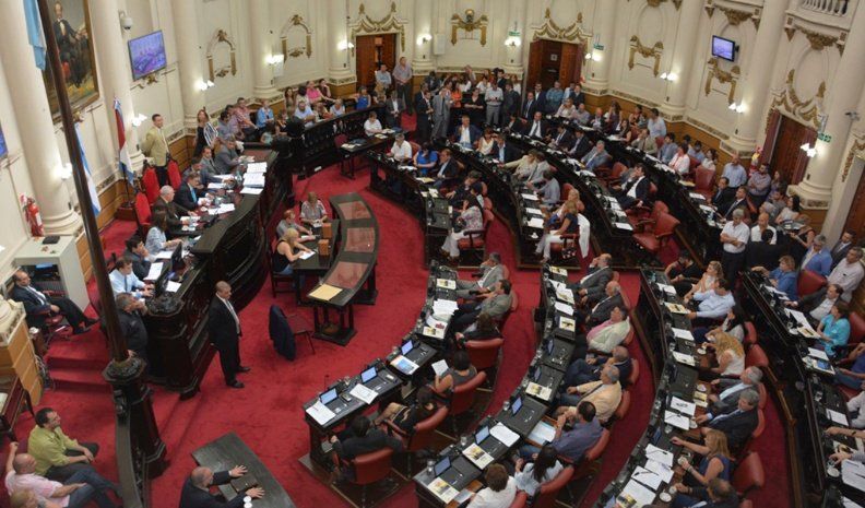 Fuerte polémica en la Legislatura por la condición económica de Epec