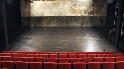 Teatristas locales se pronunciaron en defensa del Instituto Nacional del Teatro
