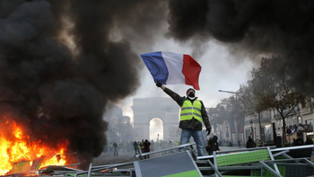 Protestas en Francia: 1.200 detenidos y 150 policías heridos en una jornada de violencia masiva Protestas en Francia: 1.200 detenidos y 150 policías heridos en una jornada de violencia masiva