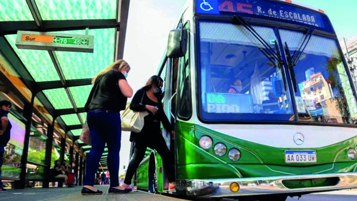 El Gobierno nacional eliminó los subsidios a las empresas de transporte ...