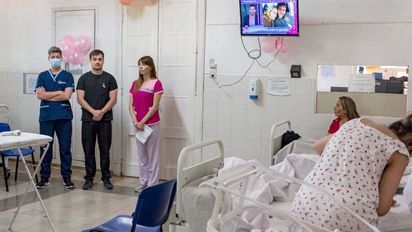 Octubre Córdoba Rosa: se realizan actividades de prevención en la Maternidad