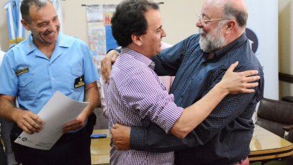 Se entregaron estufas de biomasa