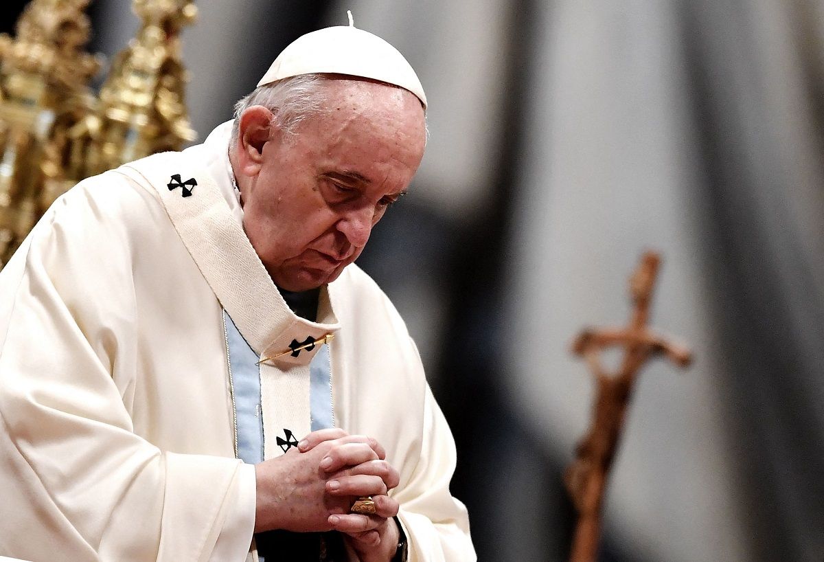 El Papa envía una carta a Fernández y pide por los débiles y descartados