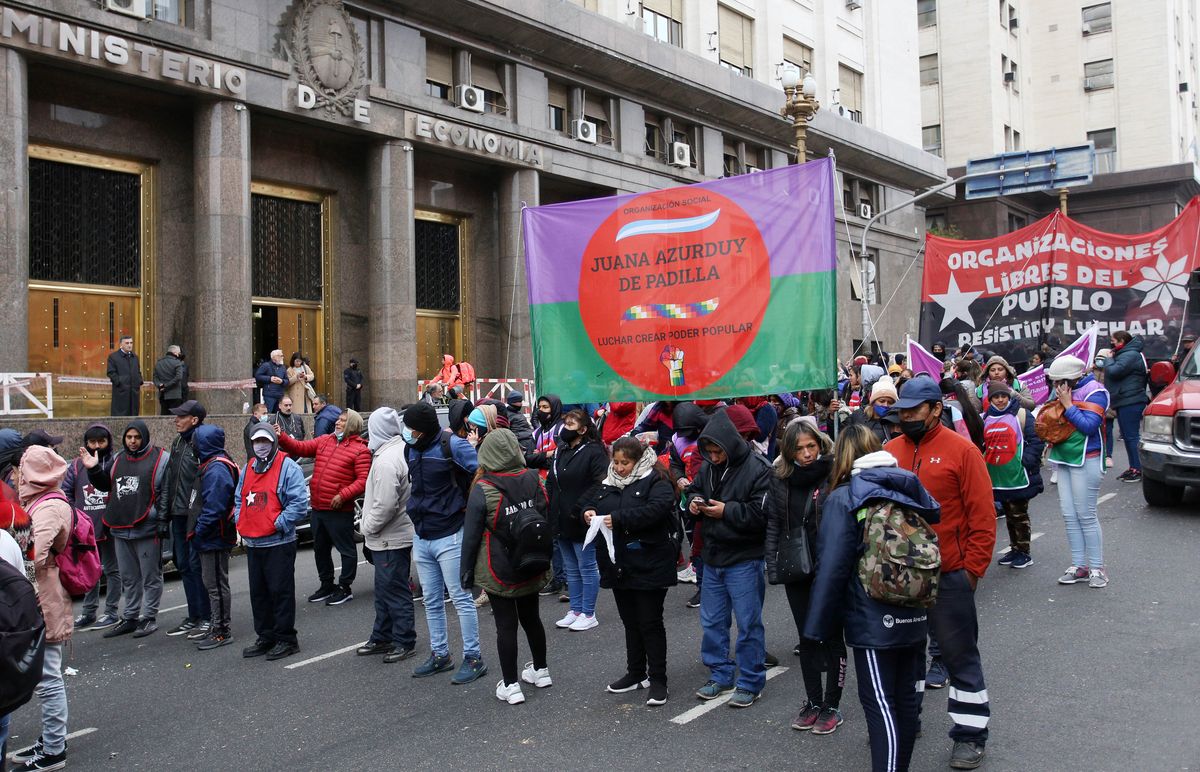 Unos 80 gremios del Frente Sindical y la Corriente Federal marchan el 17