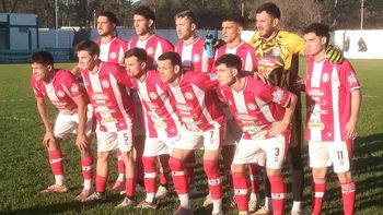 El equipo que presentó Alumni en Canals, donde cerró el partido con contundencia y se afirmó en la punta de la zona 9.