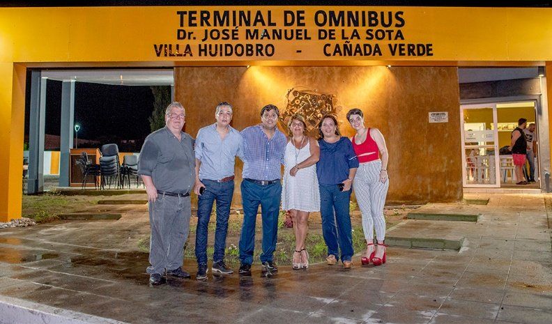 Villa Huidobro reinauguró la terminal de ómnibus “José Manuel de la Sota”