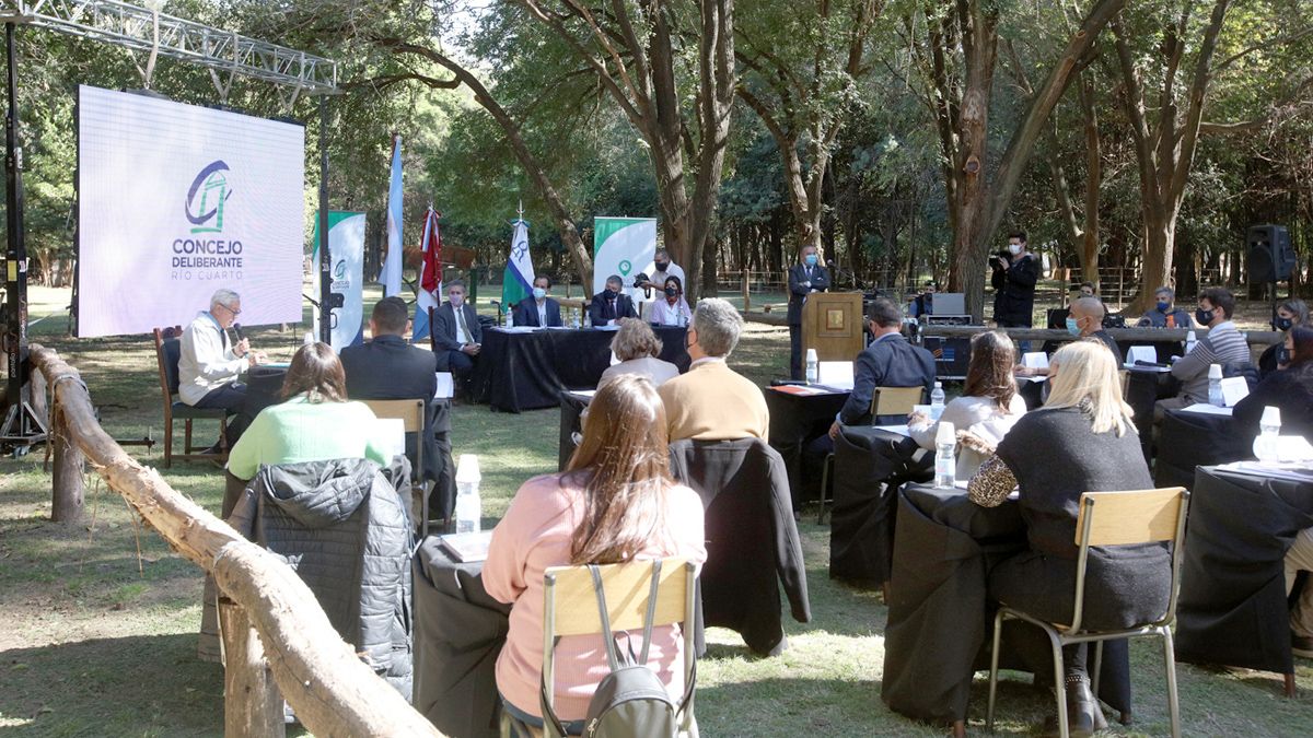 La sesión se realizó en el marco del programa El Concejo en los barrios.