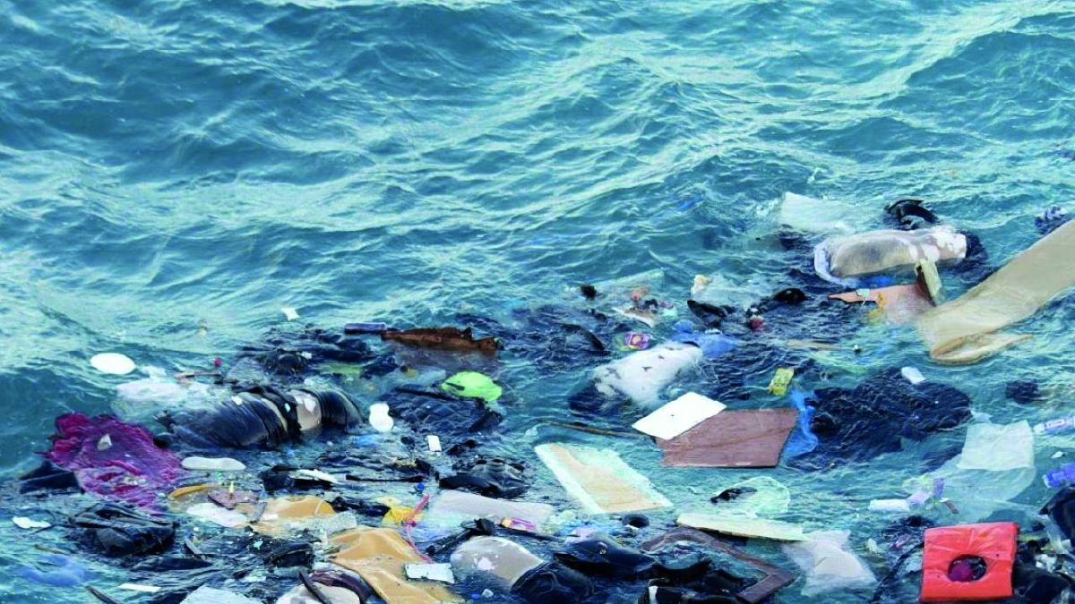 Grecia: Barcos y helicópteros surcaban este jueves una vasta zona del marMediterráneo en busca de sobrevivientes del naufragio de un barco cargado demigrantes que dejó al menos 78 muertos y decenas de desaparecidos en aguas alsur de Grecia