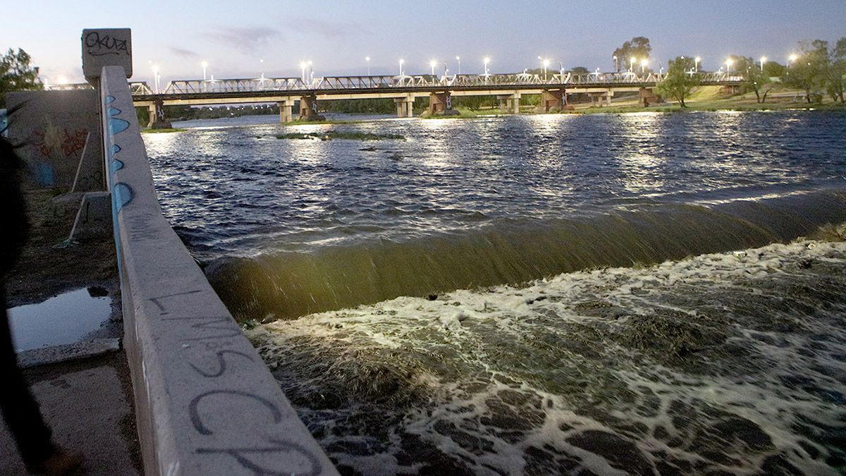 El caudal se vio incrementado ante las abundantes precipitaciones.