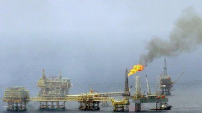 Las petroleras deberán hacer un adelanto a cuenta del Impuesto a las Ganancias