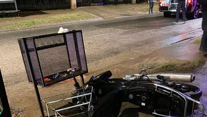 Accidente grave para dos jóvenes motociclistas