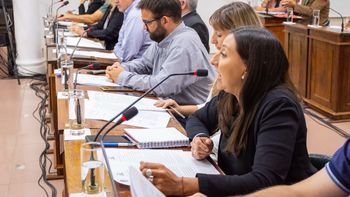 La reforma laboral repercutió en el Concejo con posturas enfrentadas