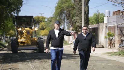 Accastello supervisó obras de pavimento y mejoras eléctricas en barrio Las Playas