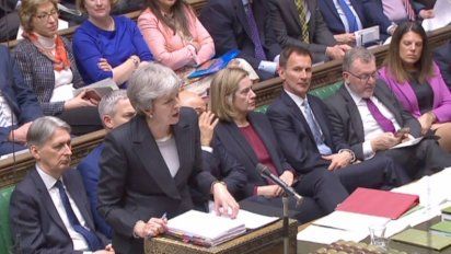 Huérfana de apoyo del Parlamento, May pidió  a la UE una prórroga de tres meses por el Brexit