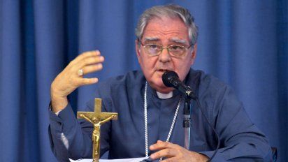 La Iglesia, sobre la 