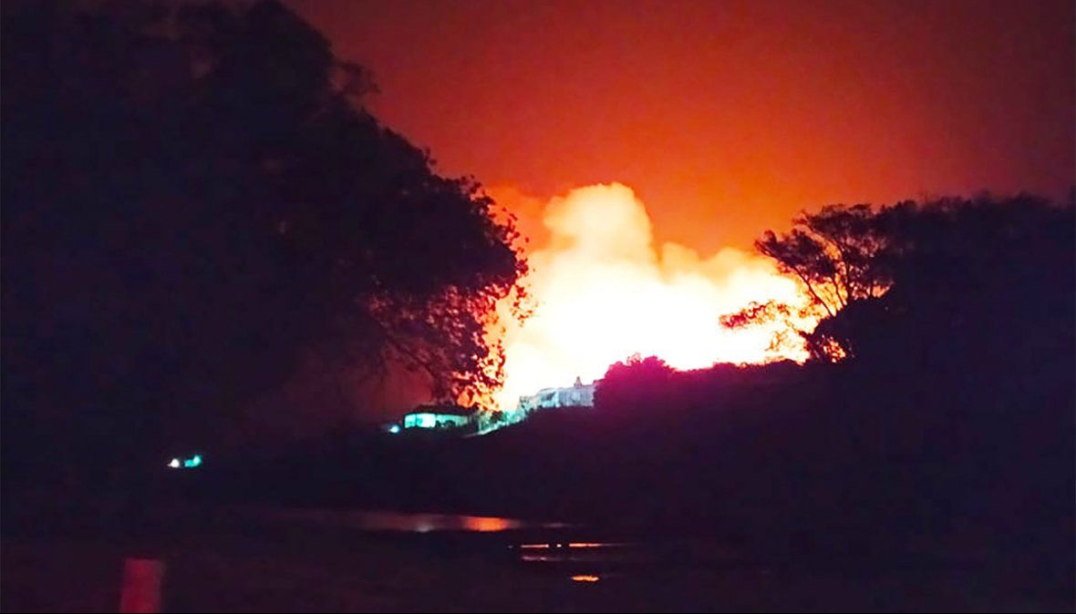 Fue extinguido un incendio declarado anoche en Las Albahacas