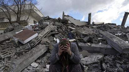 La cifra de muertos por el terremoto aumentó a 51 mil