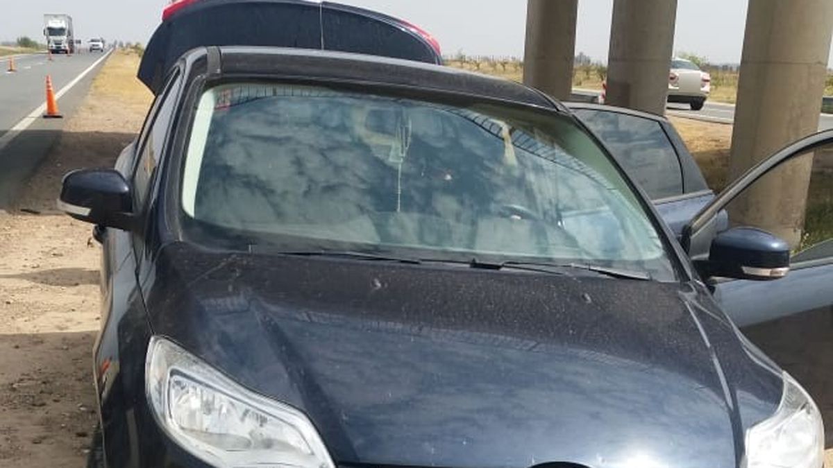 La droga era transportada en un Ford Focus.