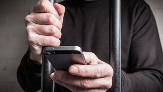 Prohíben el uso de celulares en las cárceles de Chubut Prohíben el uso de celulares en las cárceles de Chubut