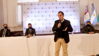 Crisis sanitaria: dan ayudas a rubros no habilitados por $ 10 millones