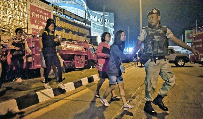 Matanza en Tailandia: un soldado mató a 20 personas y se atrincheró