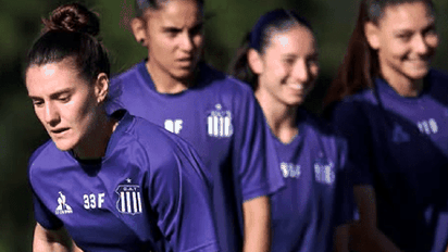 El fútbol femenino hace su aporte al